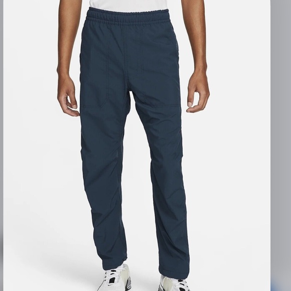 Men’s Nike Dri-FIT APS Woven Pants - Picture 2 of 11
